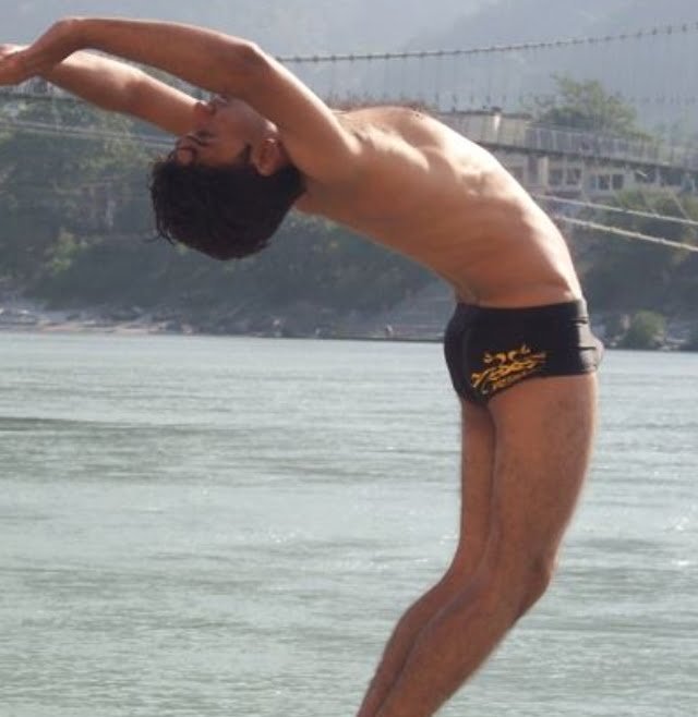 YOGA AT GANGA.JPG VII